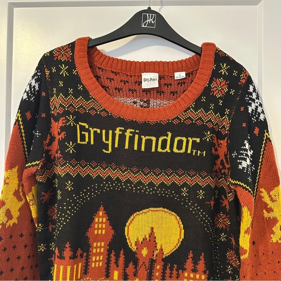 Harry Potter Gryffindor Pullover Knit Sweater Size Large Women’s - Picture 3 of 11
